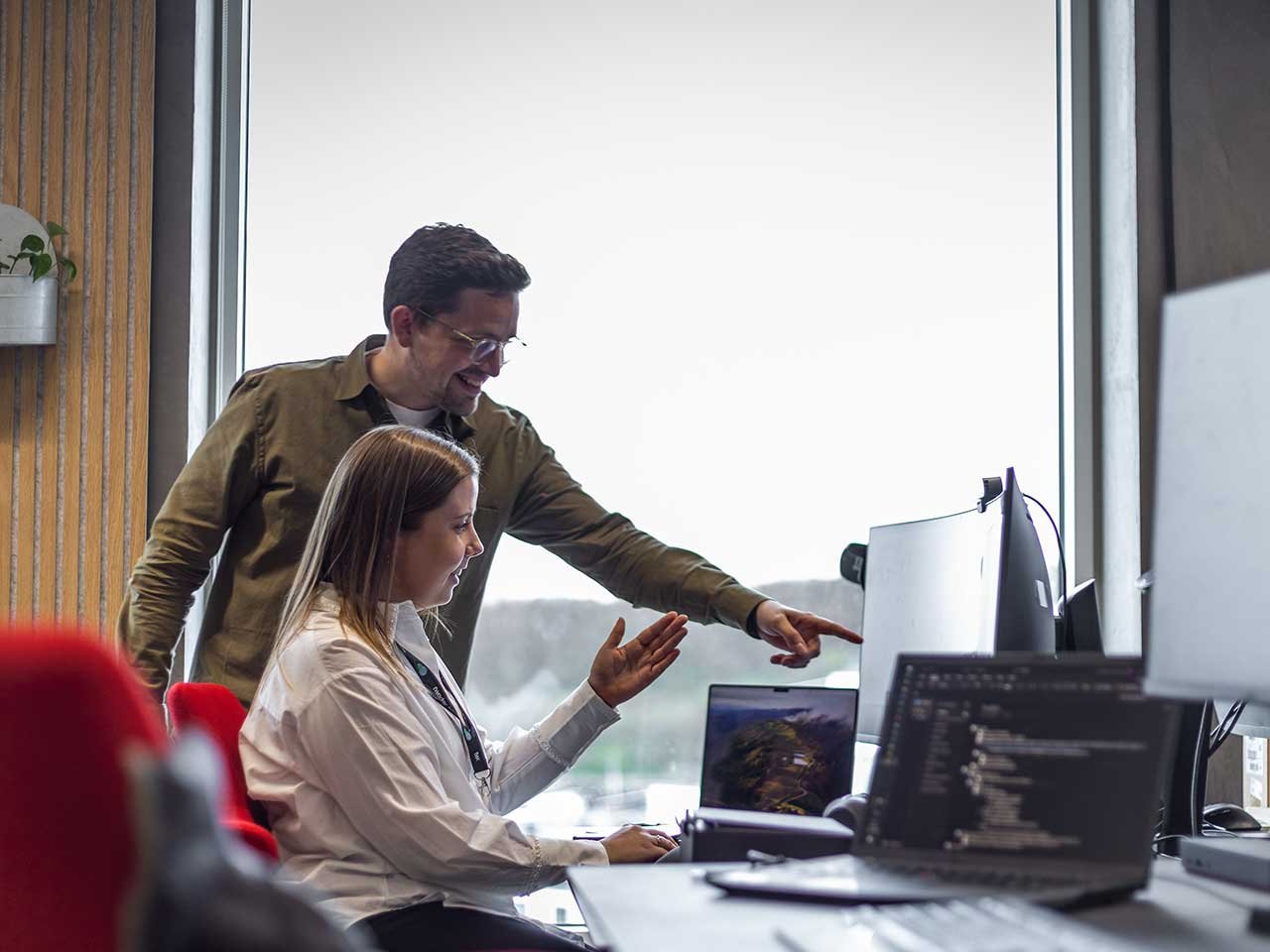 twoday medarbejdere snakker om server og hosting