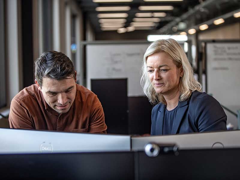 En dialog blandt to mennesker om IT-integration